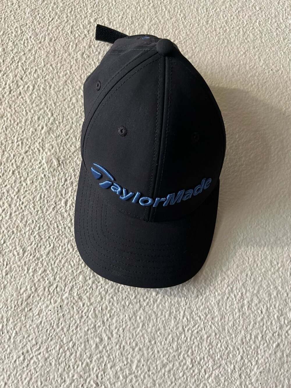 TaylorMade Golf Hat Cap Bayonet Black Horse Black Adjustable
